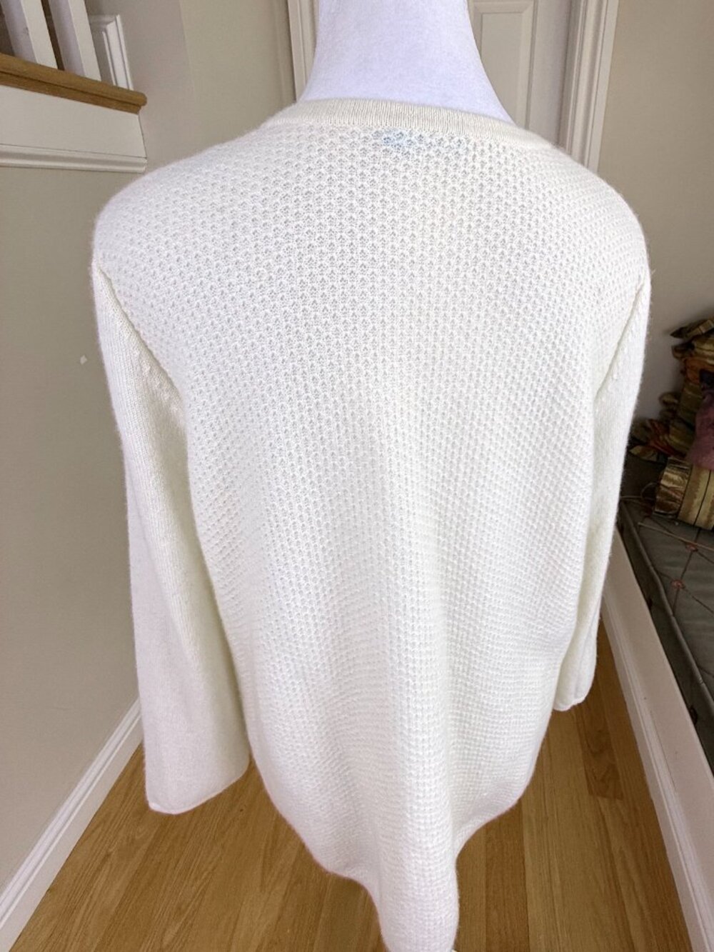 J. McLaughlin Cashmere Sweater Ivory Split Neck Minimalist (M) - Picture 4 of 9